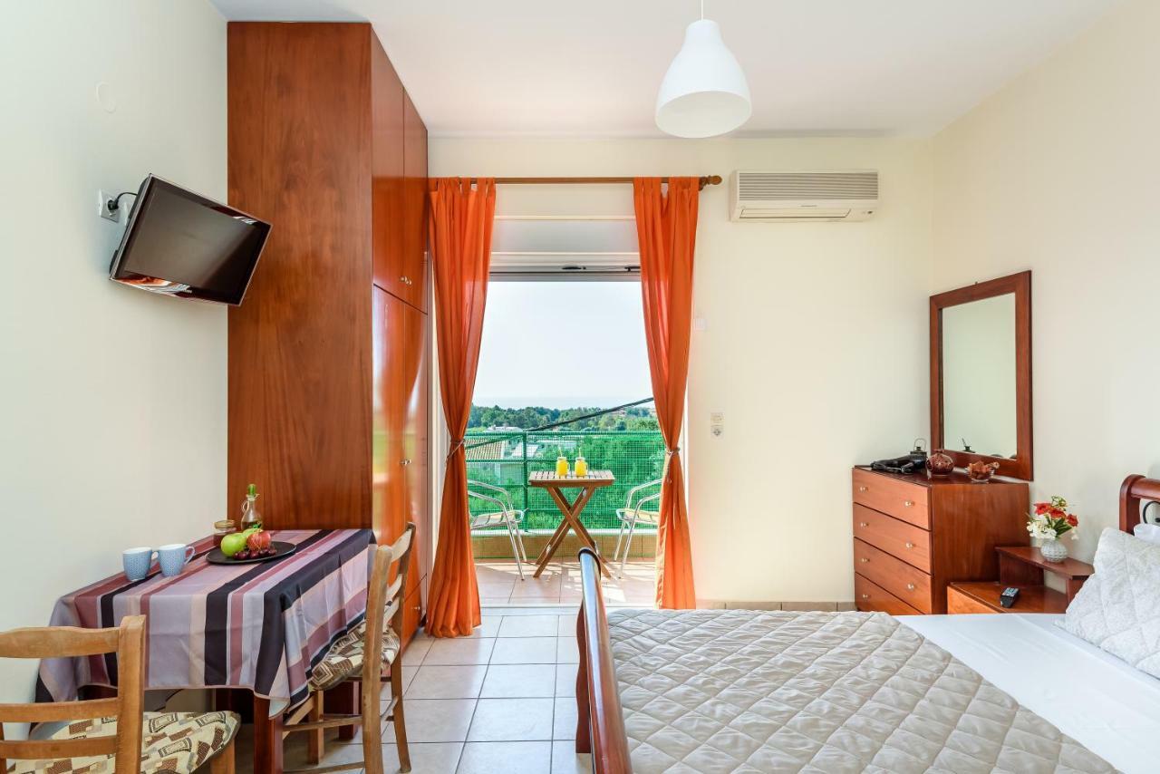 Golden Beach Hill Apartments Kato Daratso Exteriér fotografie