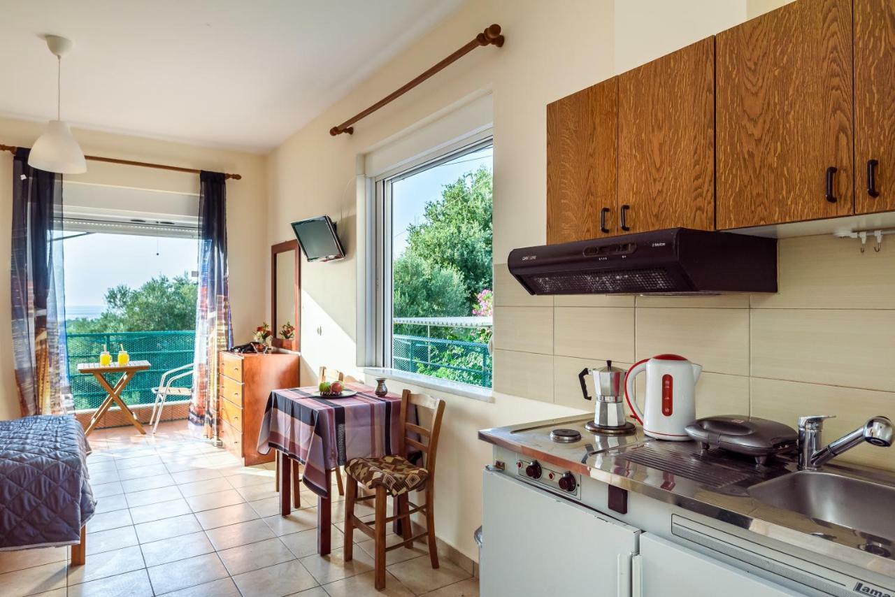 Golden Beach Hill Apartments Kato Daratso Exteriér fotografie