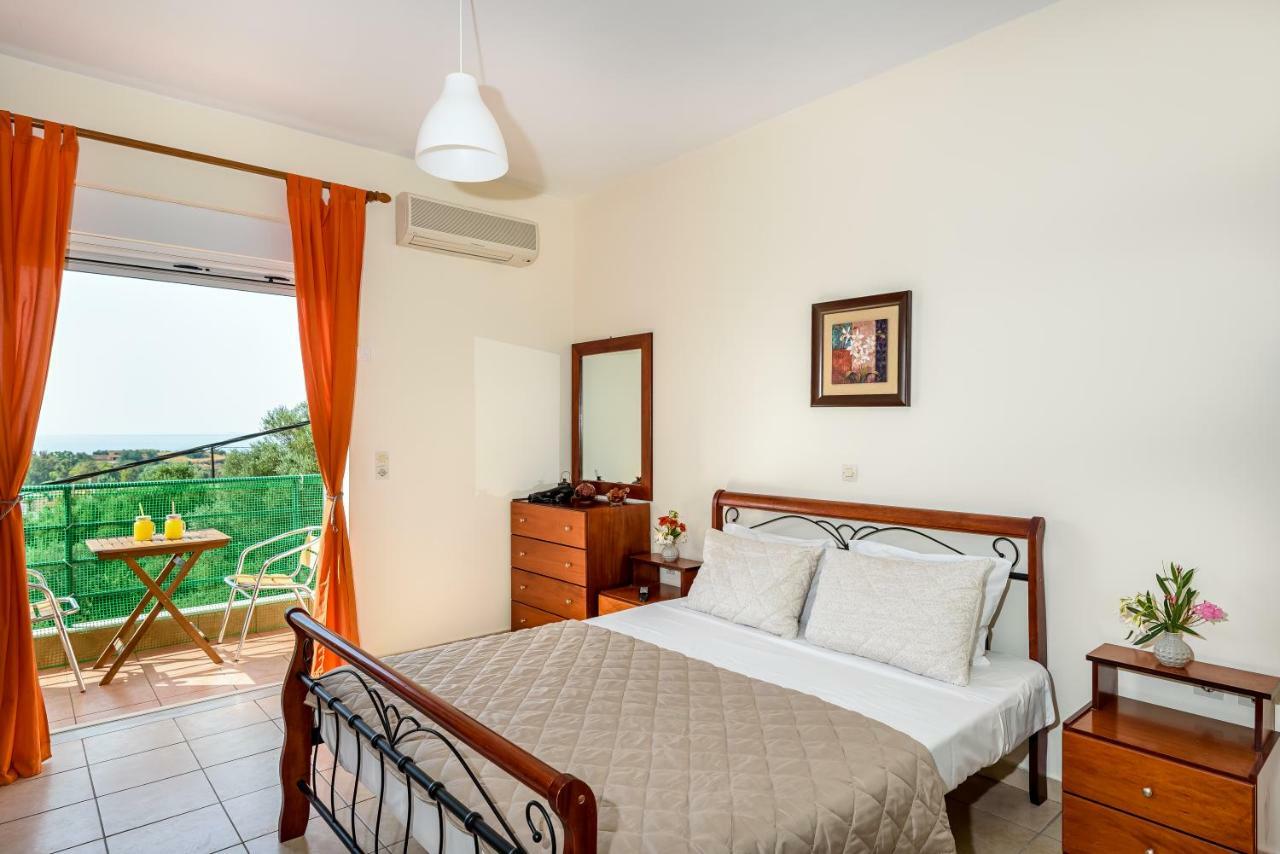 Golden Beach Hill Apartments Kato Daratso Exteriér fotografie